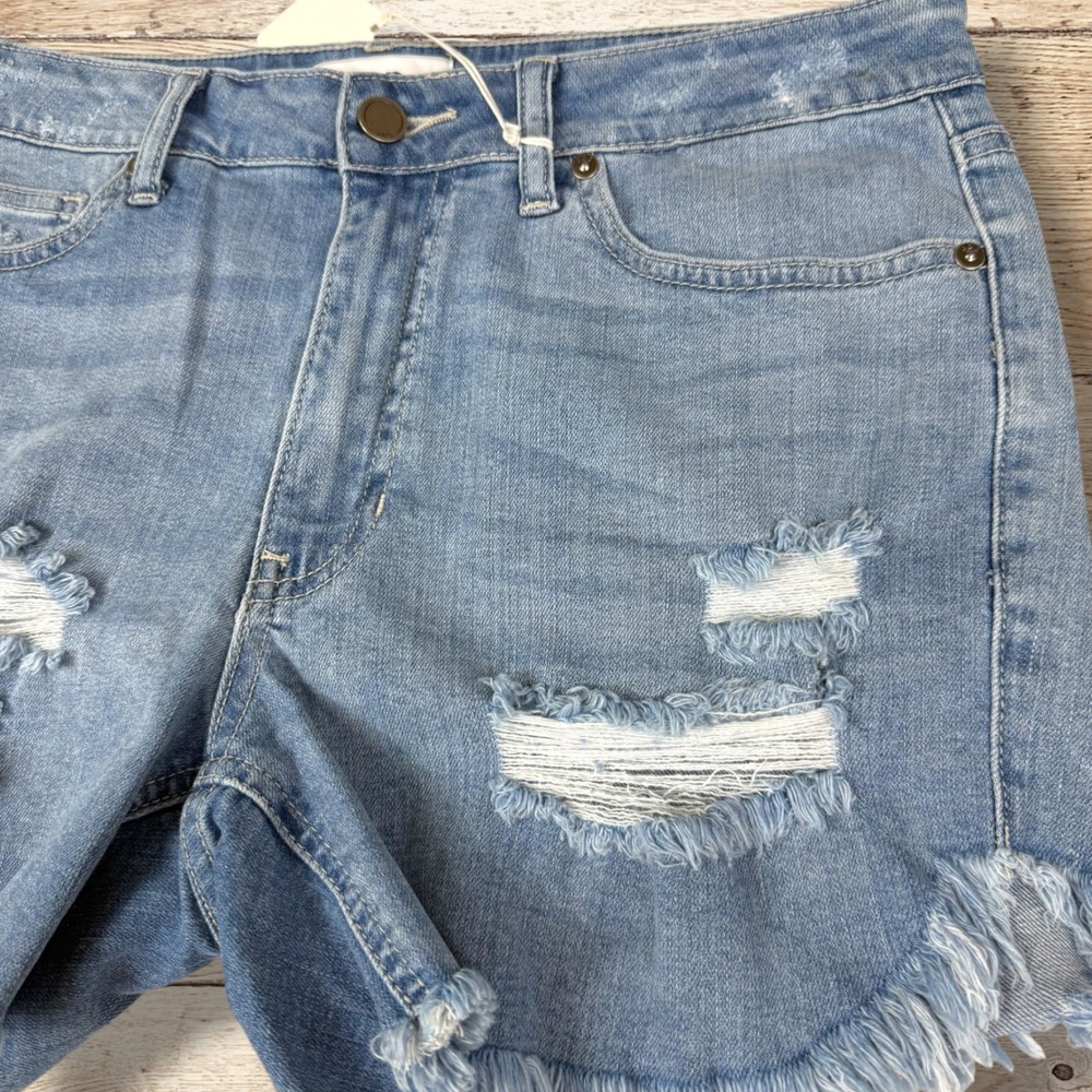 JBD Just Black Denim Distressed Frayed Hem Light Wash Denim Shorts NWT Size L - Picture 3 of 10